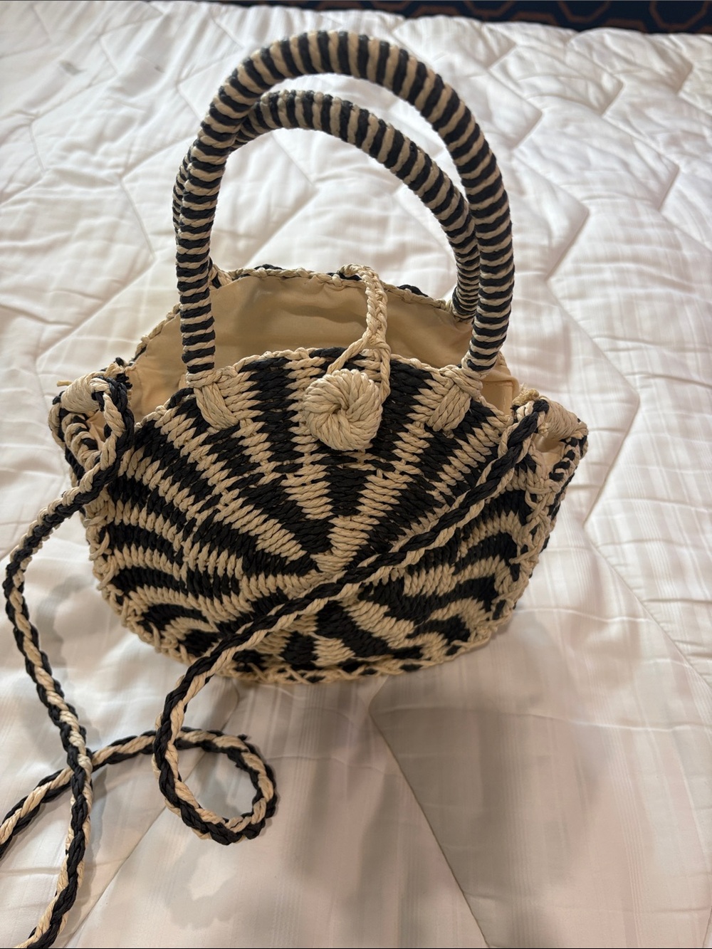 Boho Round Woven Straw Crossbody Bag - Black & White Zebra Swirl